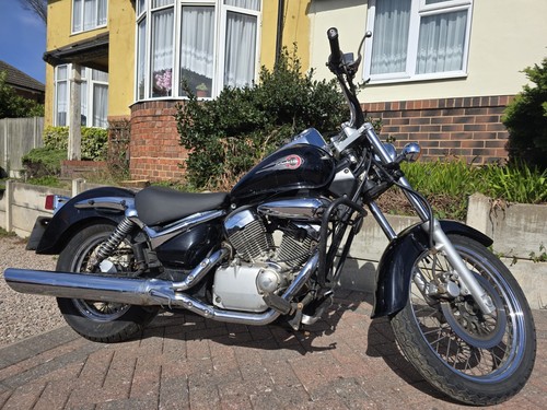 Suzuki intruder 125 2006 - 125,