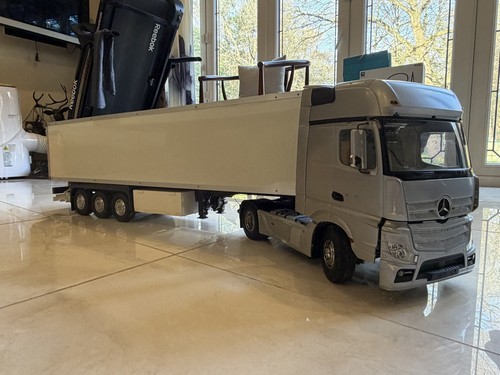 Tamiya mercedes actros - tamiya,