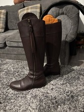 Fairfax Favor Regina Boots Size 7 