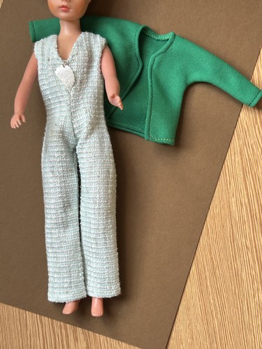 Vintage 1970s or 1980s - 💚,