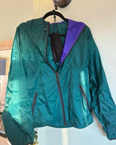 Vintage helly hansen women’s