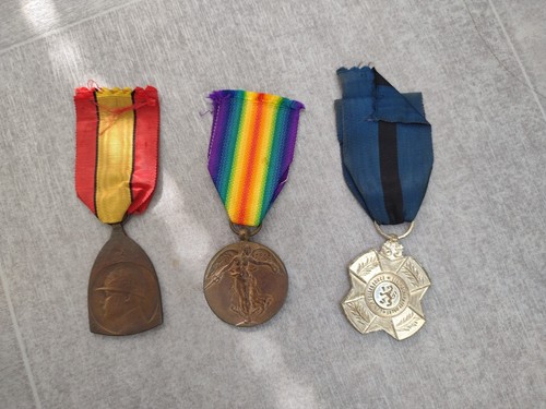 Ww1 belgian medals collection - belgian,