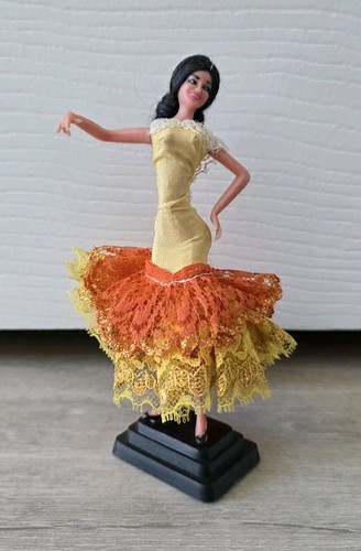 Spanish flamenco dancer figure - flamenco,