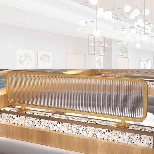 Gold countertop low - low, fence