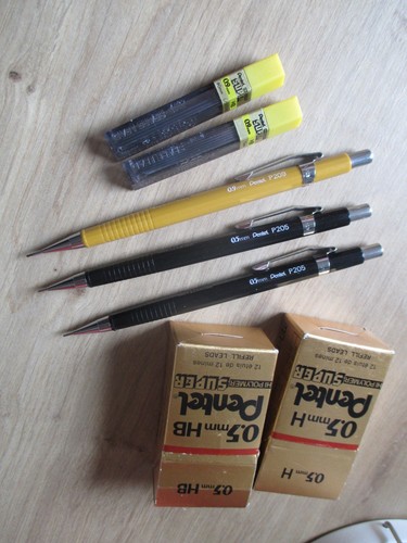 Pentel mechanical pencils - 3x,