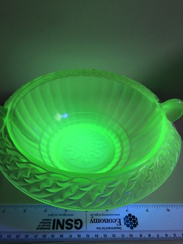 Art deco frosted - uranium, glass