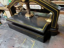 VICTORIAN BOOKBINDERS PAPER