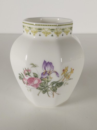 Royal doulton camilla - royal,