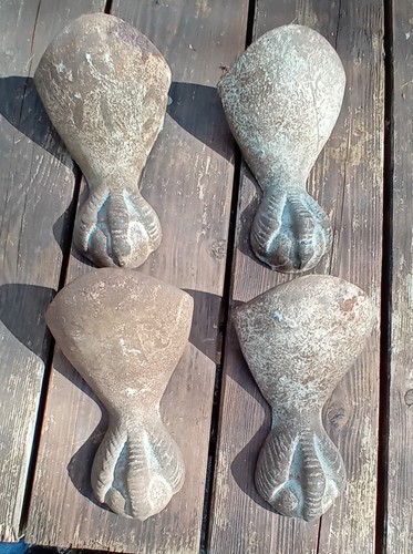 Antique cast iron - &, claw