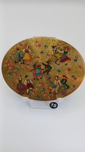 Beautiful vintage powder - vintage,