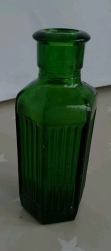 Vintage victorian era green - victorian-era,