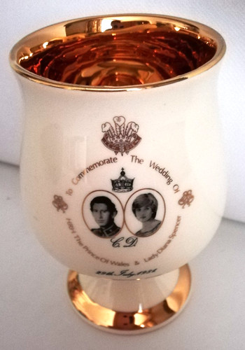 Prinknash pottery white gold - &,