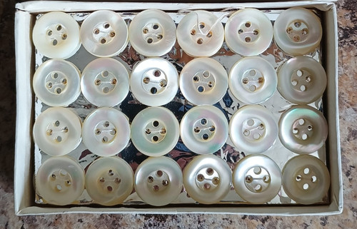 Vintage white round flat - vintage, round,