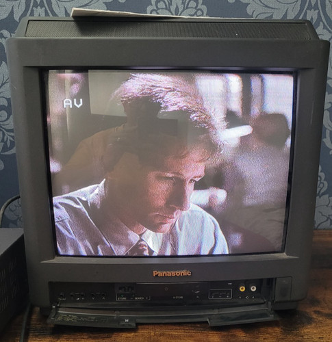 Panasonic 15m1t crt - panasonic,