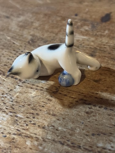 Vintage goebel porcelain cat - vintage,