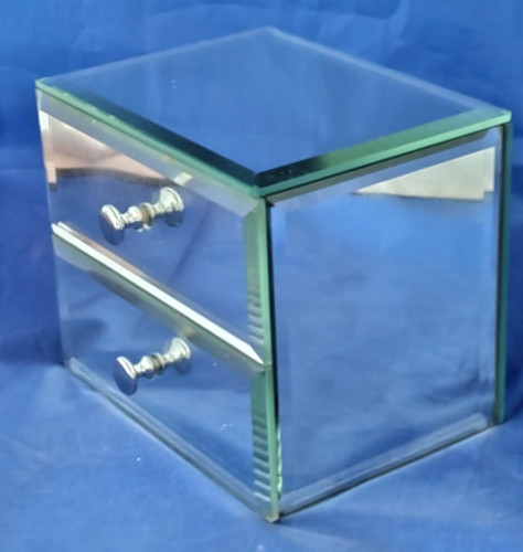 Mirrored glass jewellery box - jewellery,