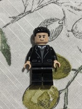 Lego DC Batman Bruce Wayne Minifigure From Batcave Shadow Box 76252