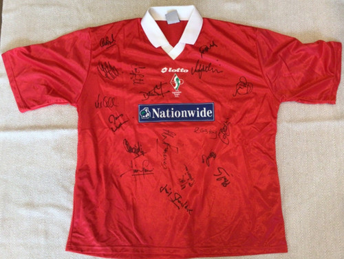 Signed swindon town football - signed,