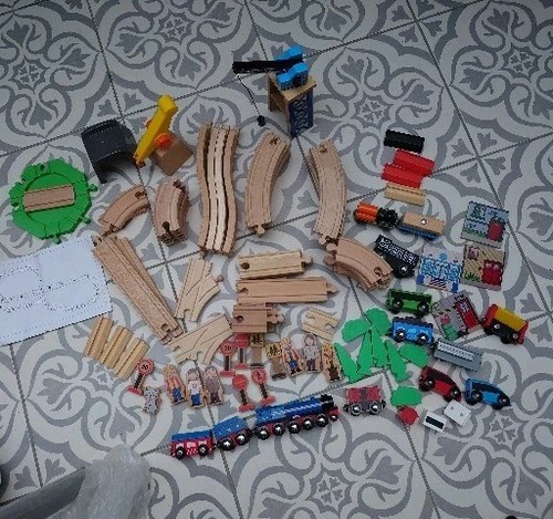 Large wooden train set bundle - large,