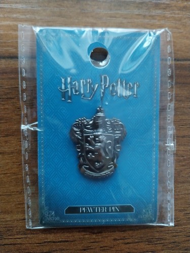Harry potter gryffindor badge - harry,