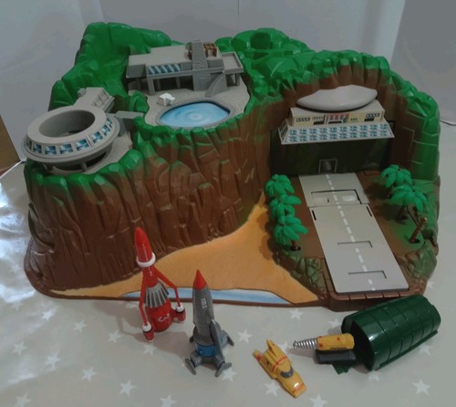 Thunderbirds tracy island - thunderbirds,