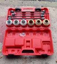 Universal Press and Pull