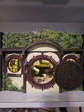 Hobbit House Book Nook, Lotr