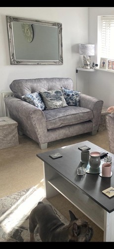 Scs snuggle chair