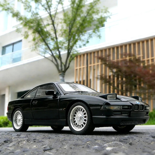 Bmw series 850csi e31 - 1/24,