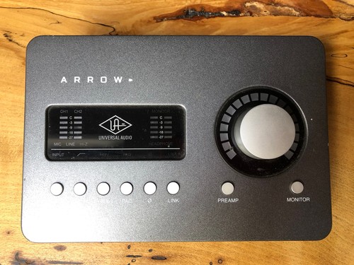 Universal audio - universal, ua