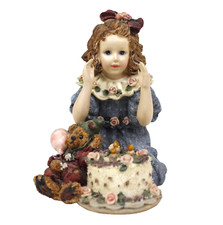 Vintage 1995 Boyds Bear