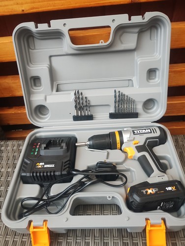 Titan tti884com drill - titan, charger