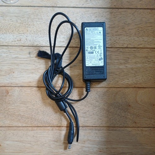 Power supply delta - power, d