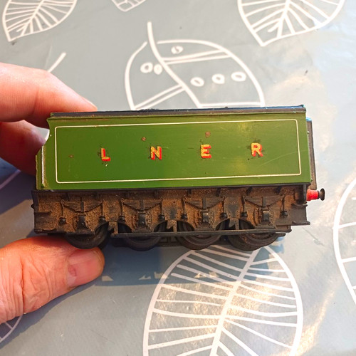 Tri ang r851 class - a4, 8