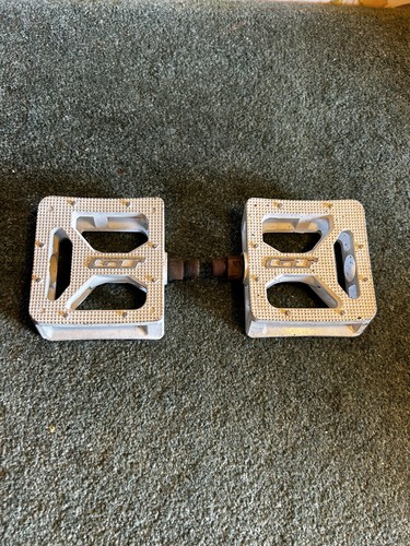 Retro platform pedals - retro,