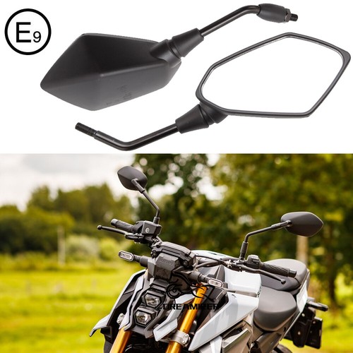 Motorcycle rear view - rear,