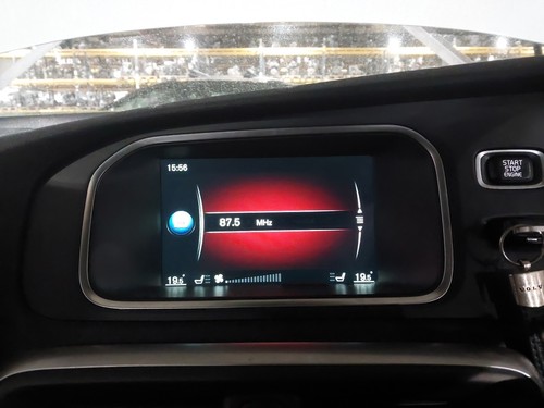 Volvo v40 audio - &, nav