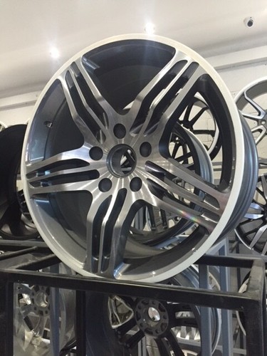 New 19in look turbo porsche - look,
