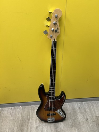 Fender squier jazz bass guitar - fender,