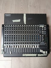 Mackie 1604 vlz pro: 16 Channel Mic/Line Mixer