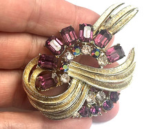 Vintage PEGASUS MARK Coro