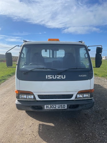 Isuzu nqr - isuzu,