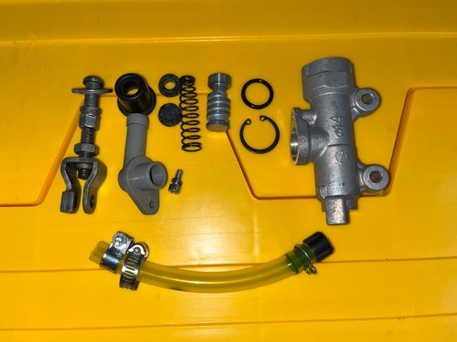 Honda cbr400 nc29 oem rear - honda,