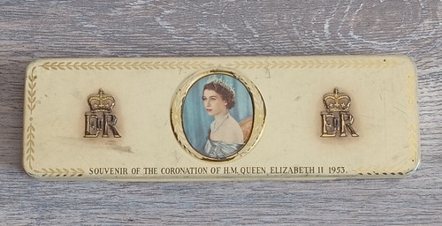 Queen elizabeth 1953 - elizabeth,