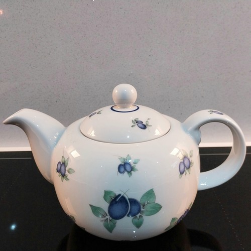 Royal doulton everyday - royal,