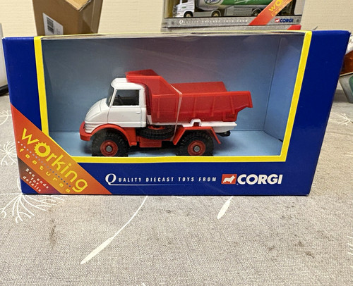 Corgi working ty88201 unimog - corgi,