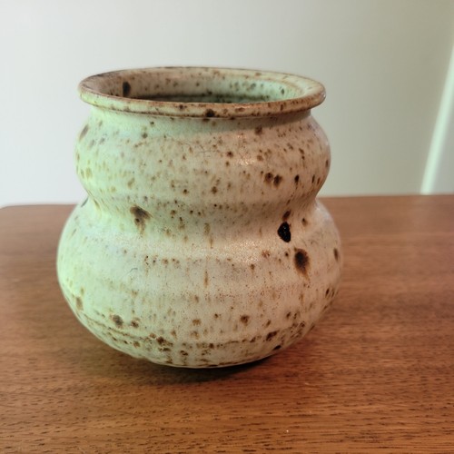Studio art pottery stoneware - pottery,