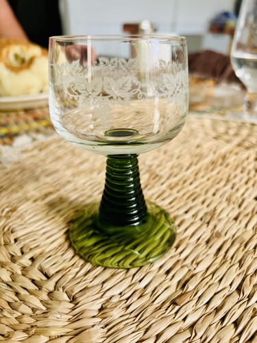 Green beehive stemmed - 6, german