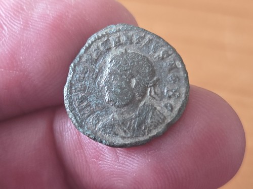 Roman bronze coin - roman,