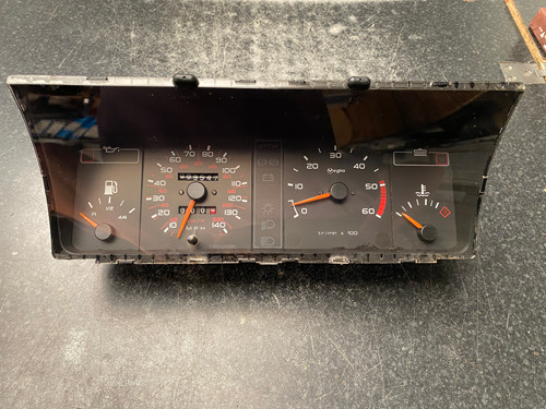 Peugeot 205 309 - diesel, dash